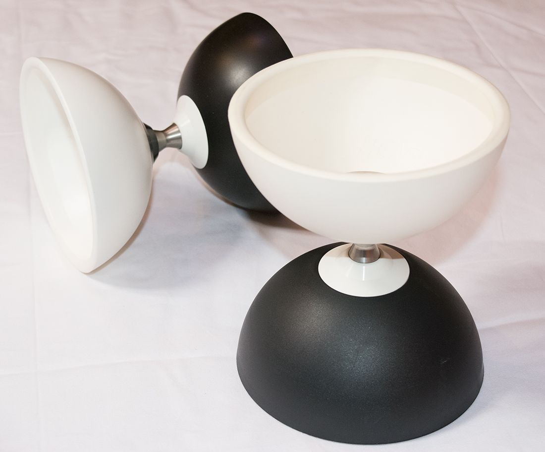 20160129_zirkusladen-diabolo-rolabola_0081_27675132676_o-zuschnitt HENRYS Diabolo Circus black+white FREE