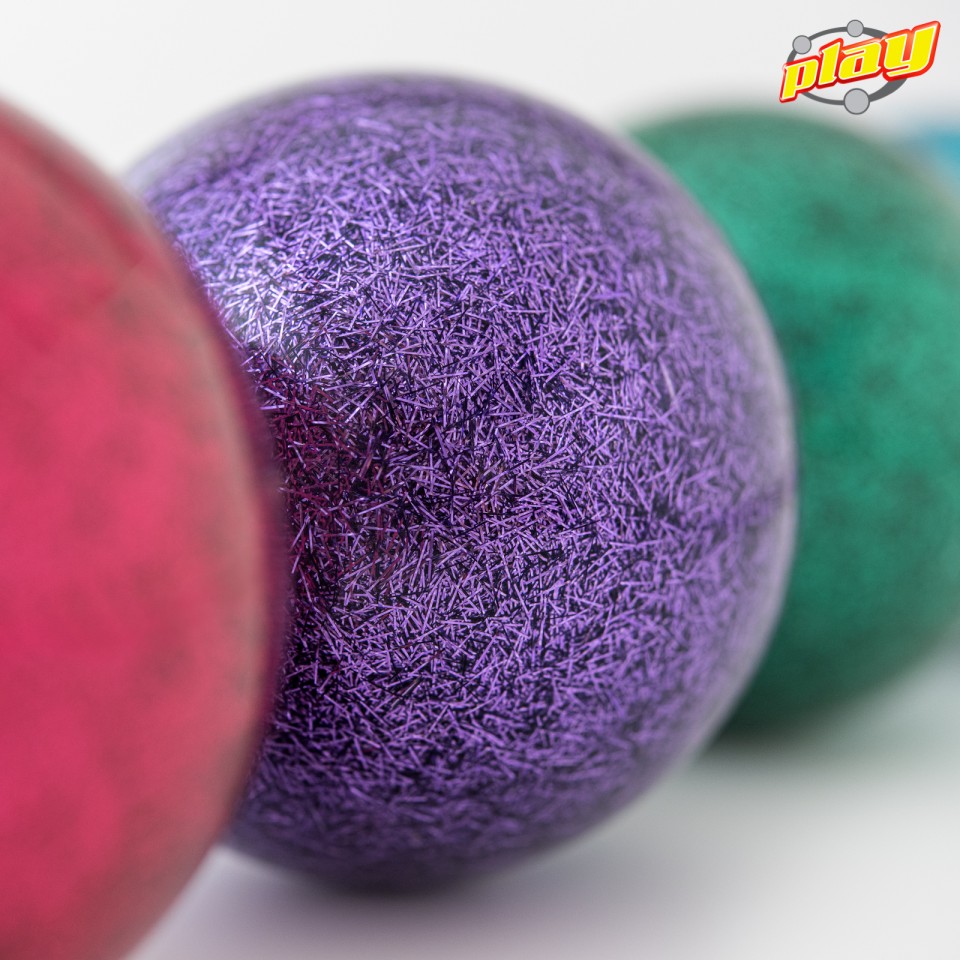 stage-balls9