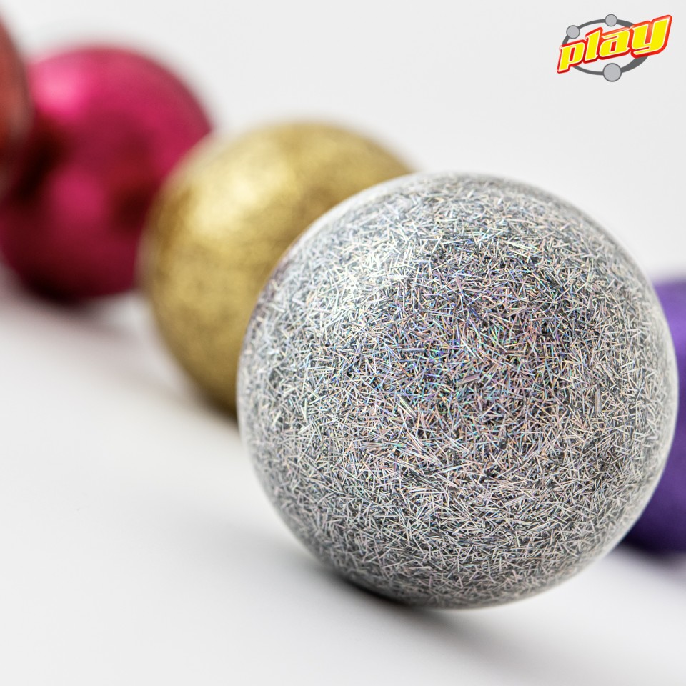 stage-balls3